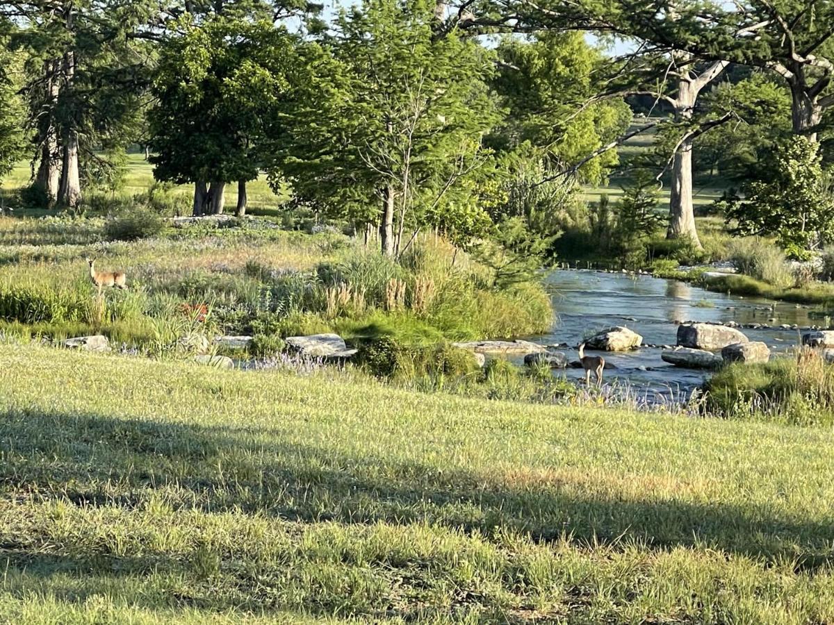 Htr Tx Hill Country Campground Kerrville Exterior photo